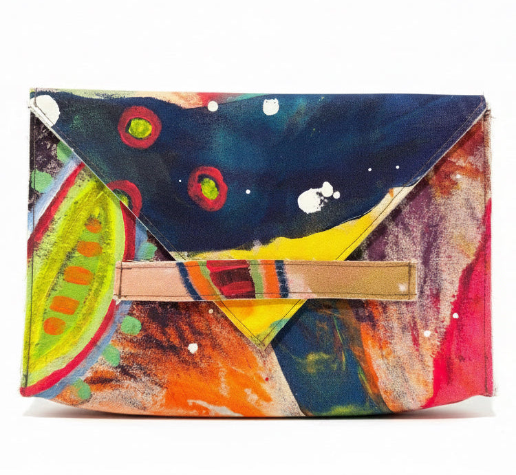 Kelly Campbell x Alexis Sones 27/40
