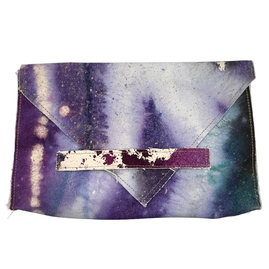 Kelly Campbell x Sara Carter 12/40